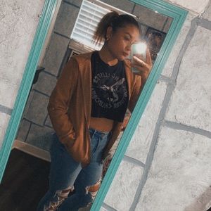 Meet your Posher, Brenda